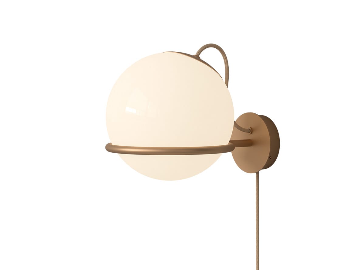 Astep - Model 238/1 Wall Lamp Ø20 Golden w/Switch