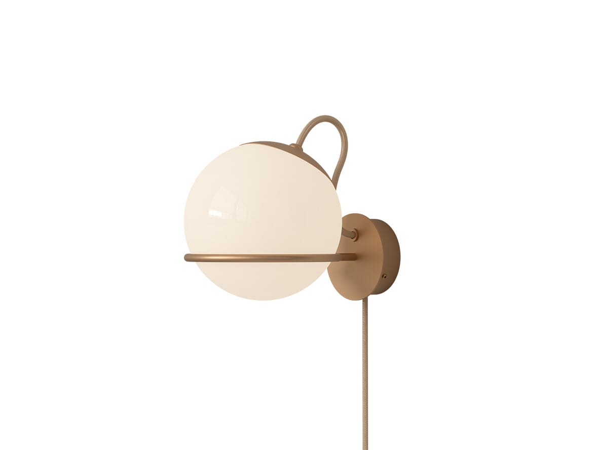 Astep - Model 237/1 Wall Lamp Ø14 Golden w/Switch