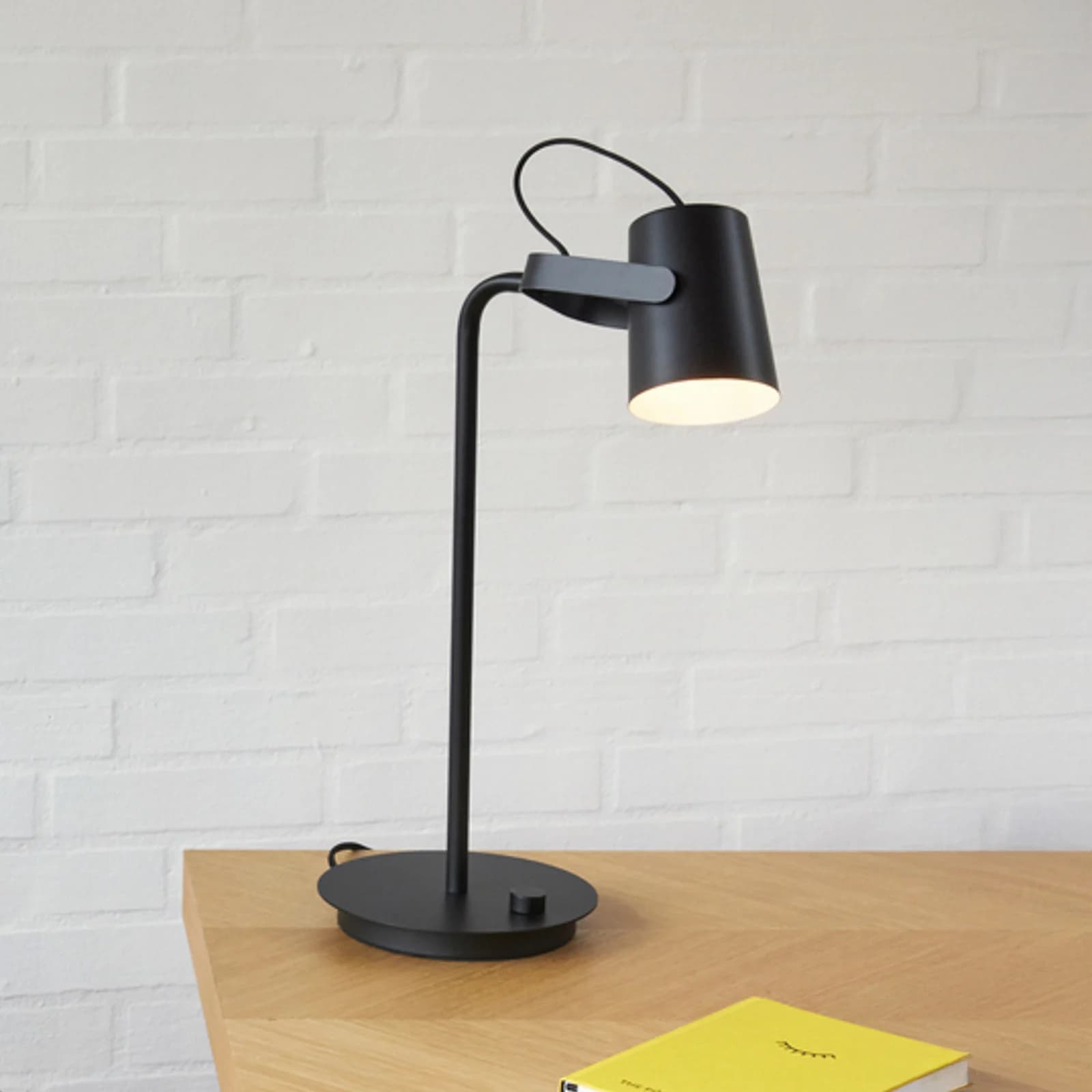 Hübsch Ardent table lamp 54 cm Black
