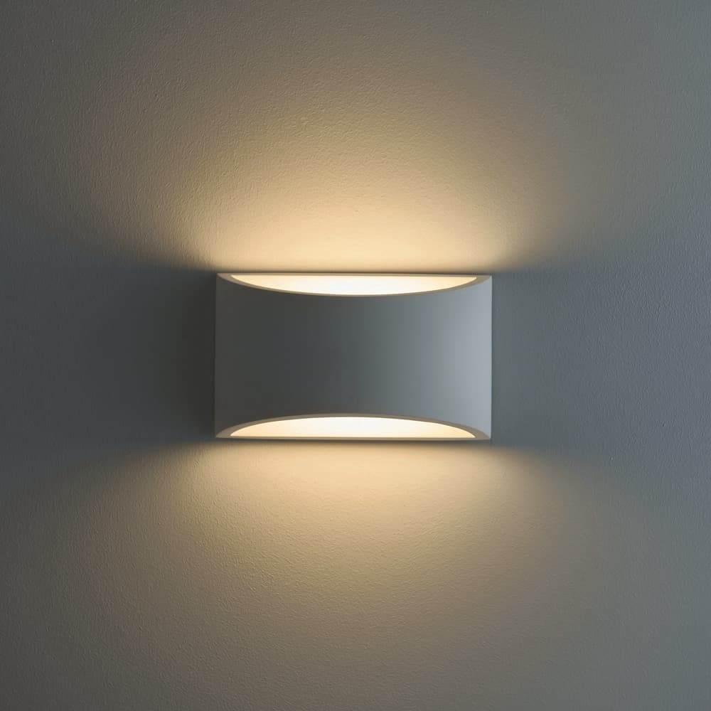 Saxby Toko 200mm 3W warm white Curved Wall Light